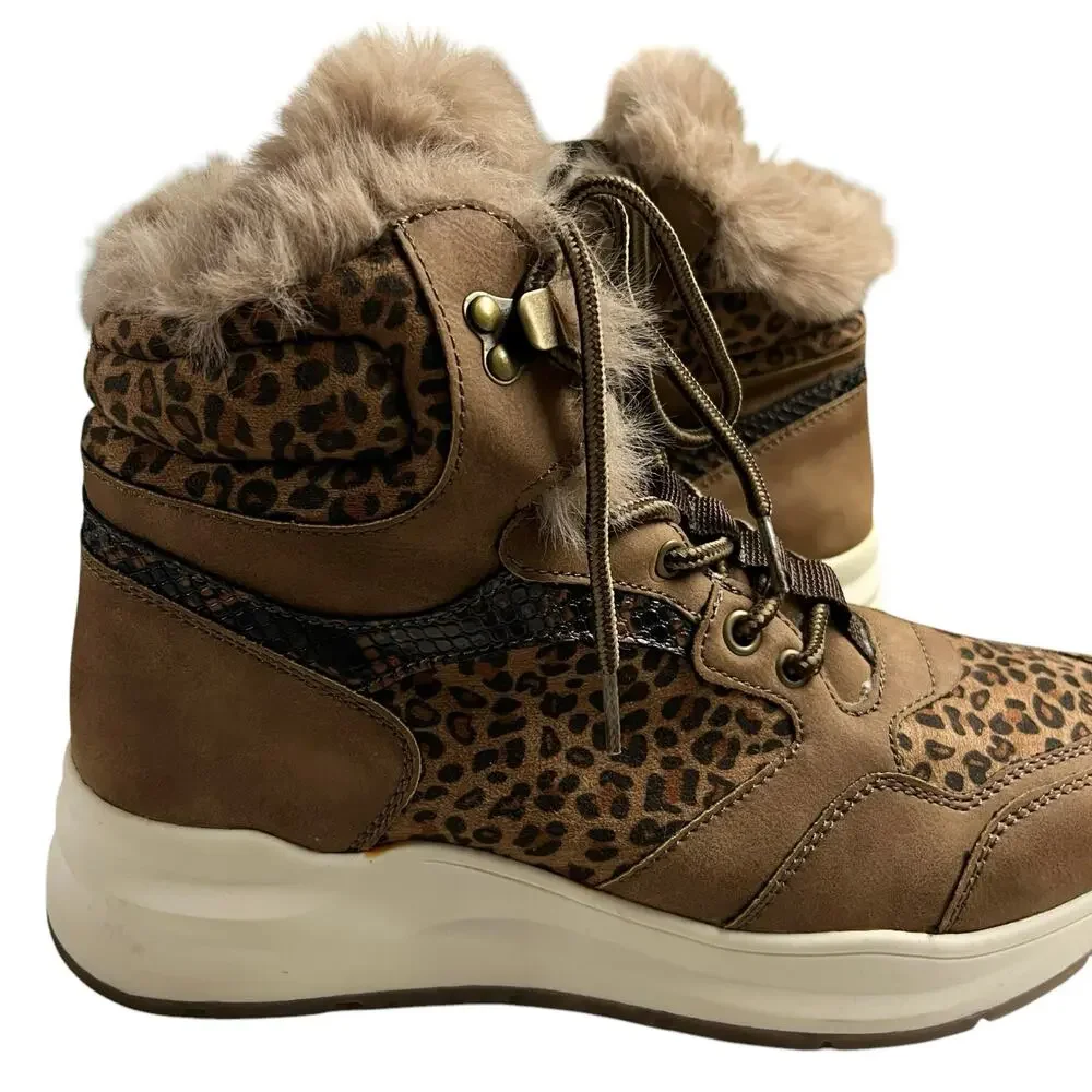 Patrizia by Spring Step Sneaker Booties Lace Up 39 Animal Print Side Zip 8.5